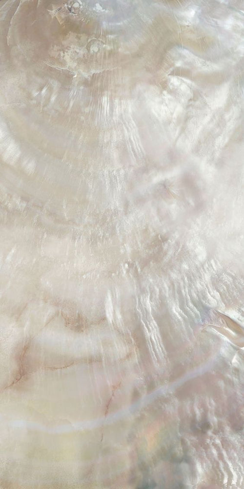 Sculptural Pearl Candle