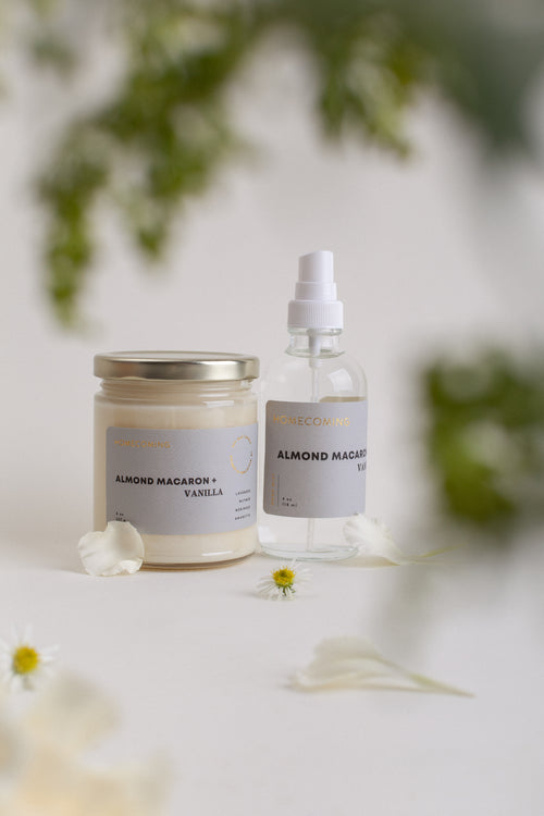 Almond Macaron + Vanilla