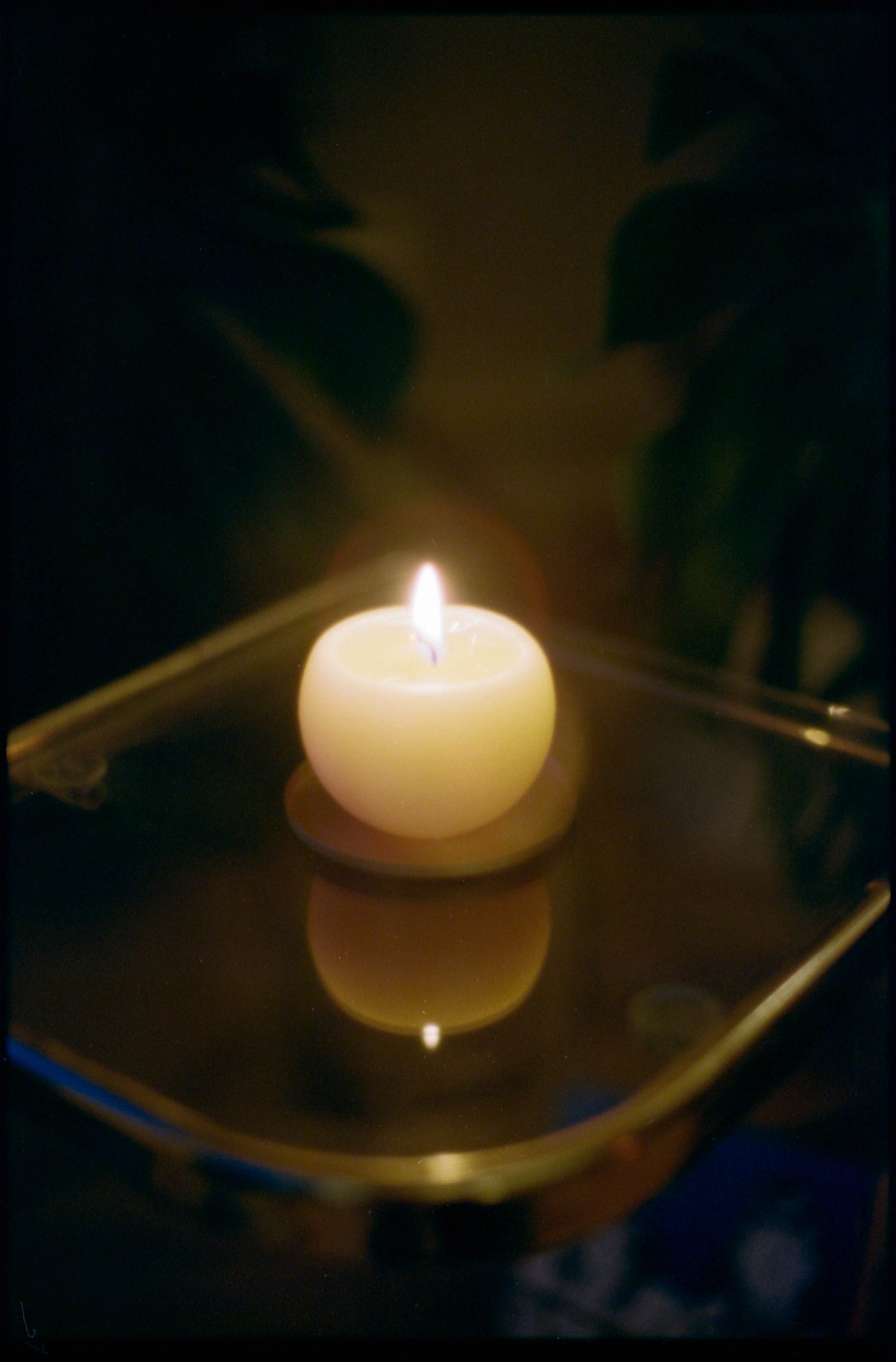 Sculptural Pearl Candle